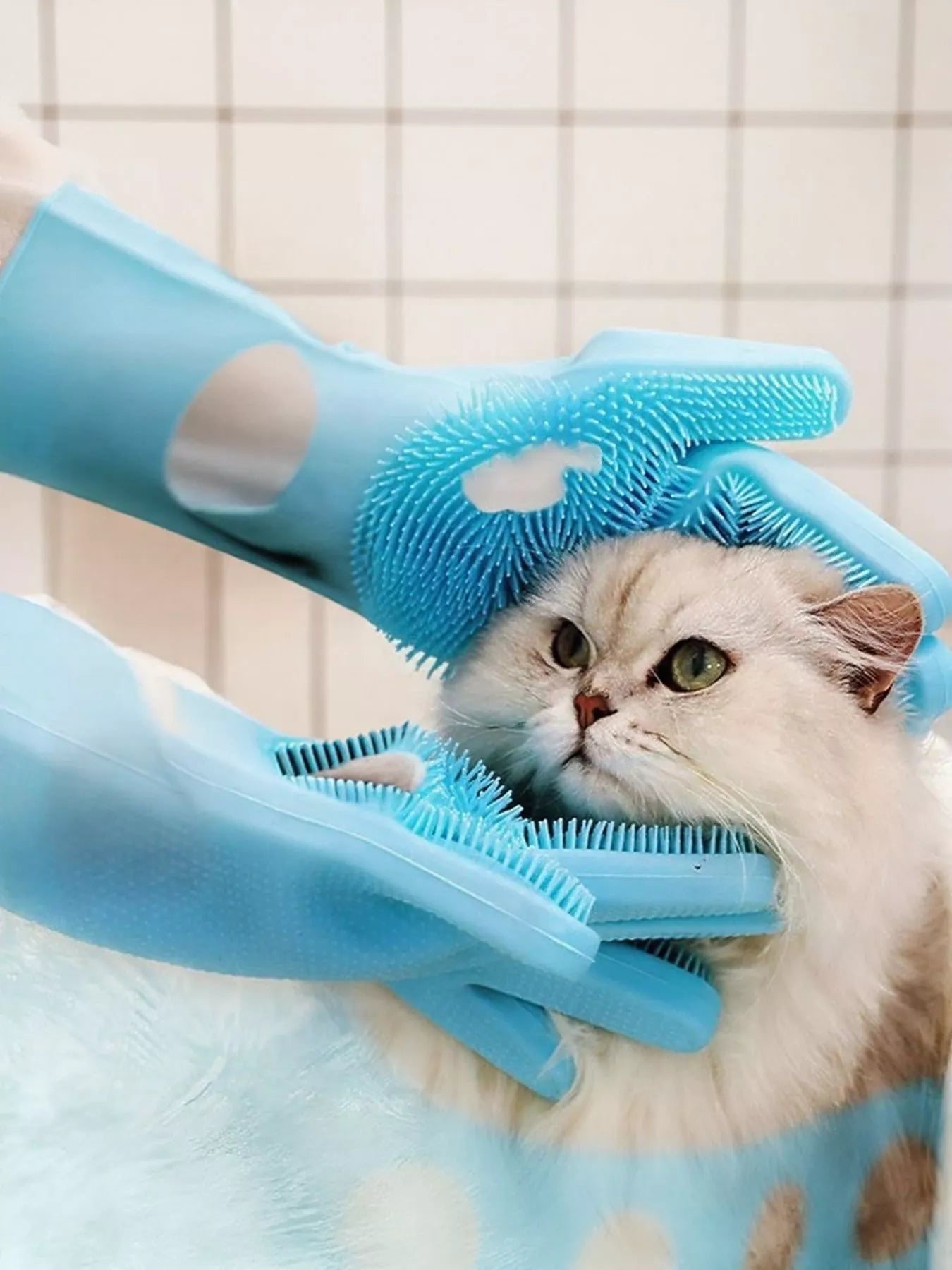 Touch Pet Shower & Grooming Gloves by Trendsi