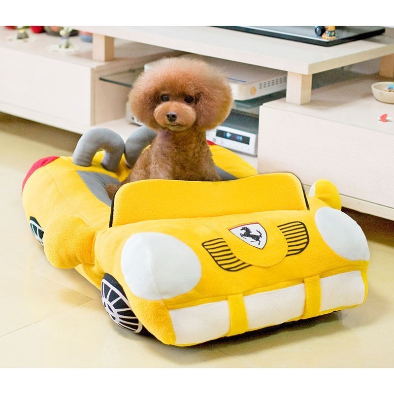 Car compartment for pet products by DC-THE CEO