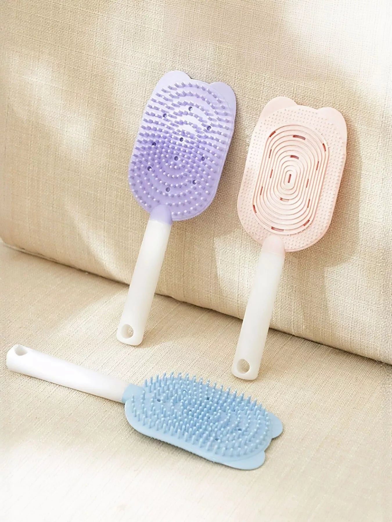 Gentle Silicone Pet Hair Remover Brush by Trendsi