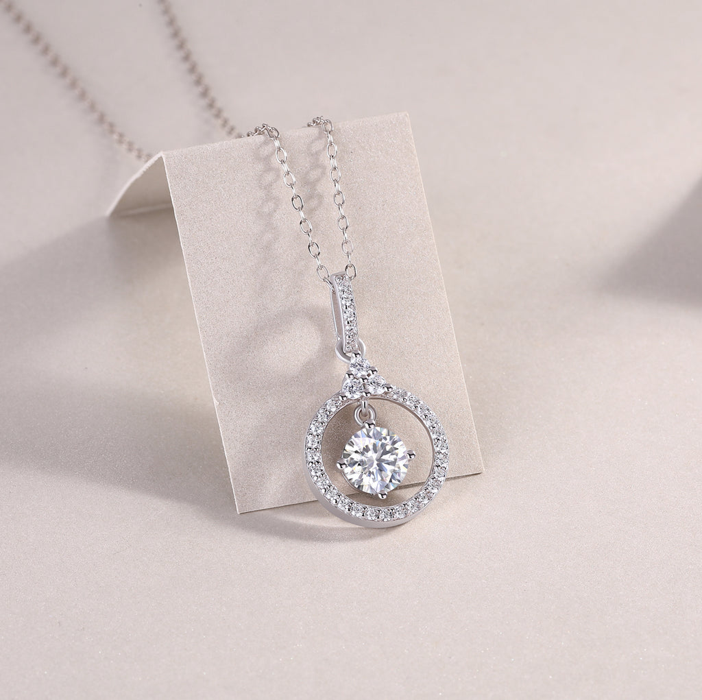 Love Ring - A Fashionable And Luxurious Diamond Jewelry Pendant Set With 1-carat Moissan Diamond S925 Sterling Silver And Platinum Plating