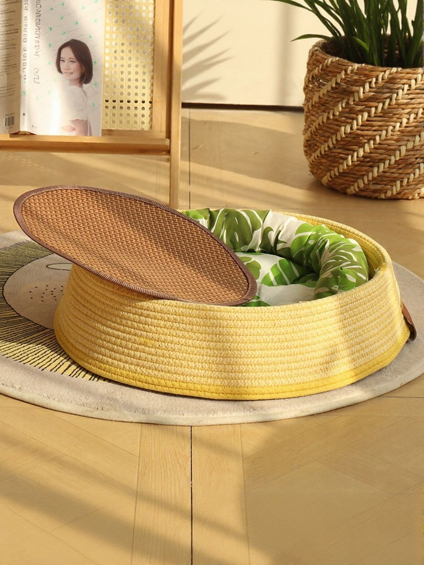 Woven Rattan Pet Nest by Trendsi